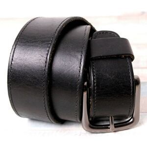 Levi's SADDLE BLACK GENUINE LEATHER 1 3/8"Wd CASUAL DRESS MEN'S BELT Sz 36 (P26